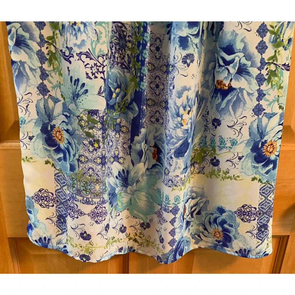 *K236 Fleur Bleve Women's Sleeveless Blouse Sz Lrg Floral Print Vneck Multi EUC - Picture 9 of 10
